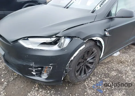 2019 Tesla Model X 100D/75D/Long Range from USA, damaged, VIN 5YJXCBE2XKF197727